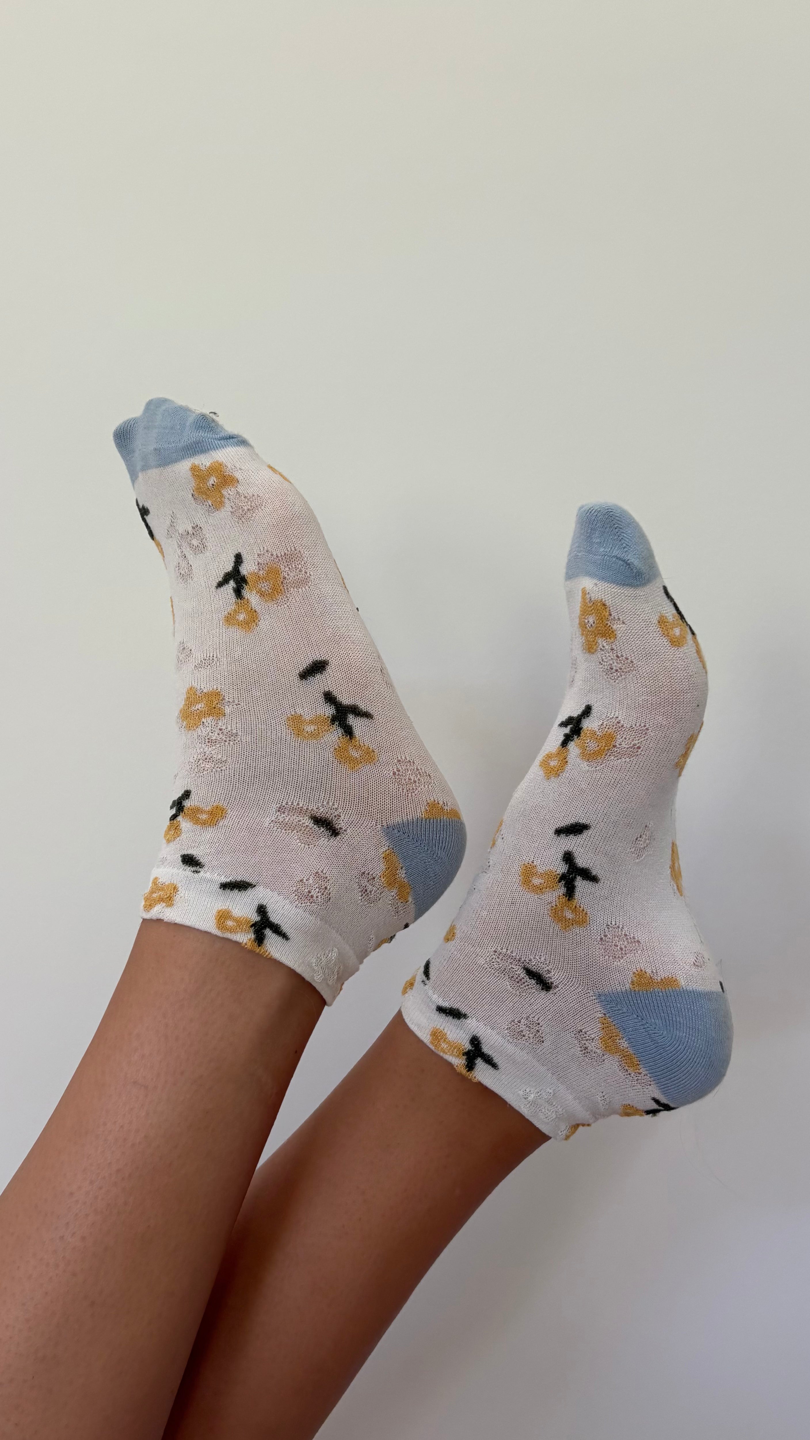 Soft Bloom Socks